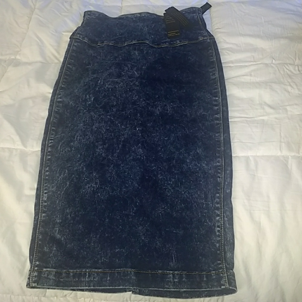 Denim Pencil Skirt with gold zipper detail.